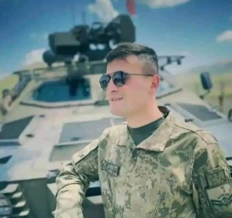 GENCECİK UZMAN ÇAVUŞ KANSERE YENİK DÜŞTÜ!