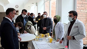 Tokat’ta Diyabetli Çocukların Parmakları Delinmeyecek