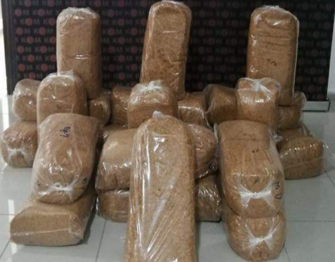 HANAK'TA KIYILMIŞ AÇIK TÜTÜN ELE GEÇİRİLDİ