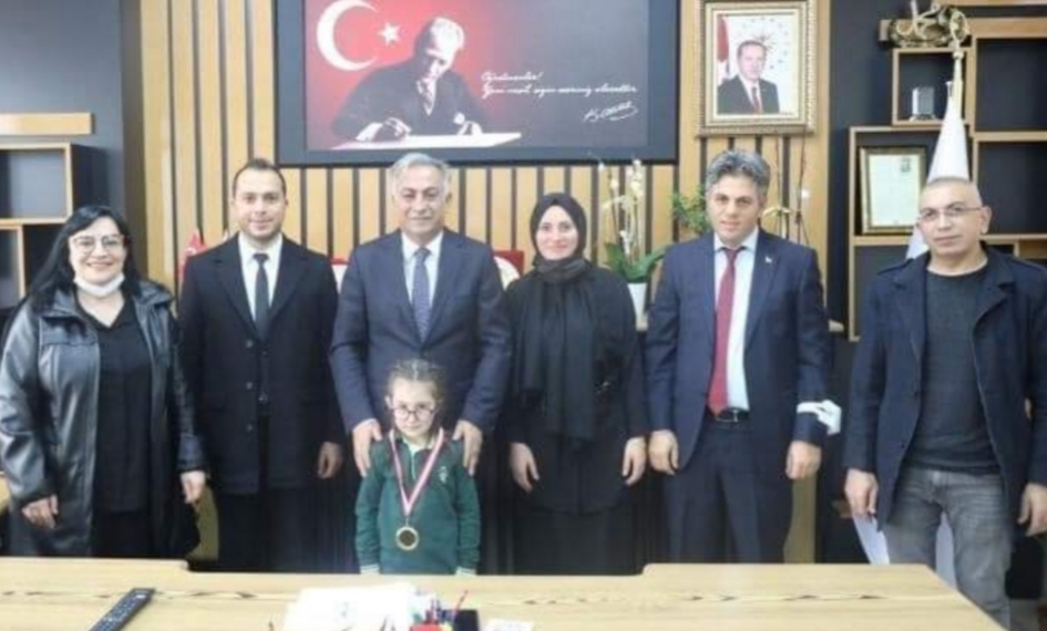 'MATEMATİK BENDEN SORULUR' DEDİ, DÜNYA 1.OLDU!