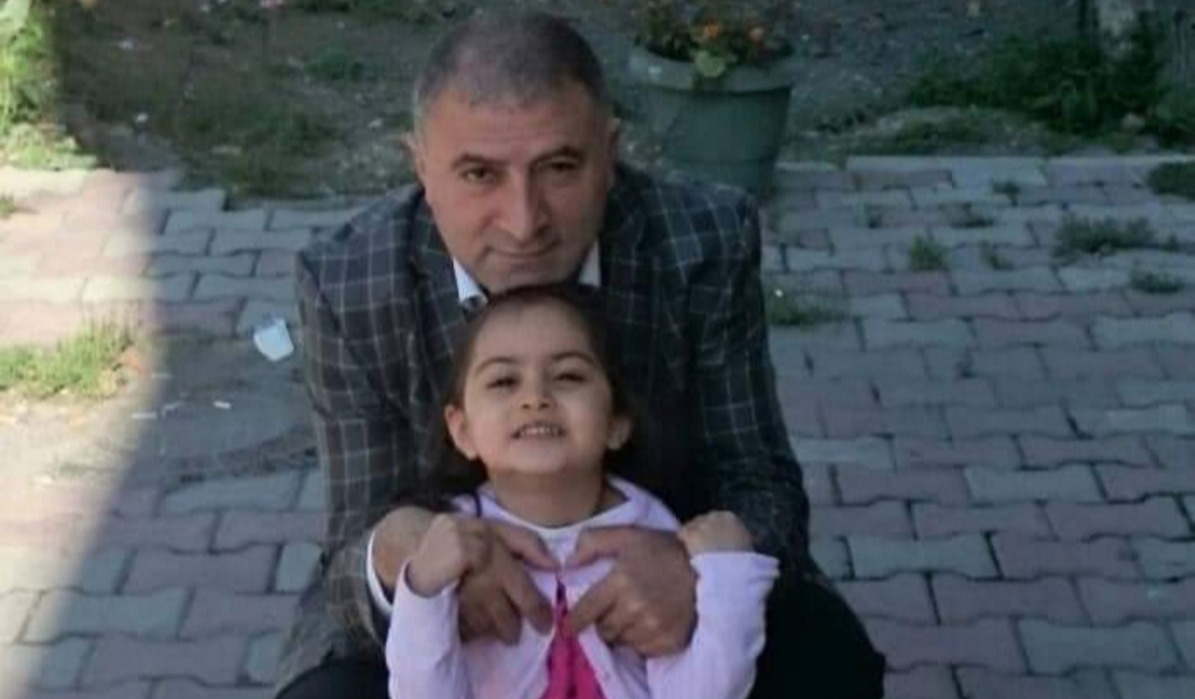 DİREKSİYONDA KALP KRİZİ GEÇİRDİ, GERİYE BU FOTOĞRAF KALDI!
