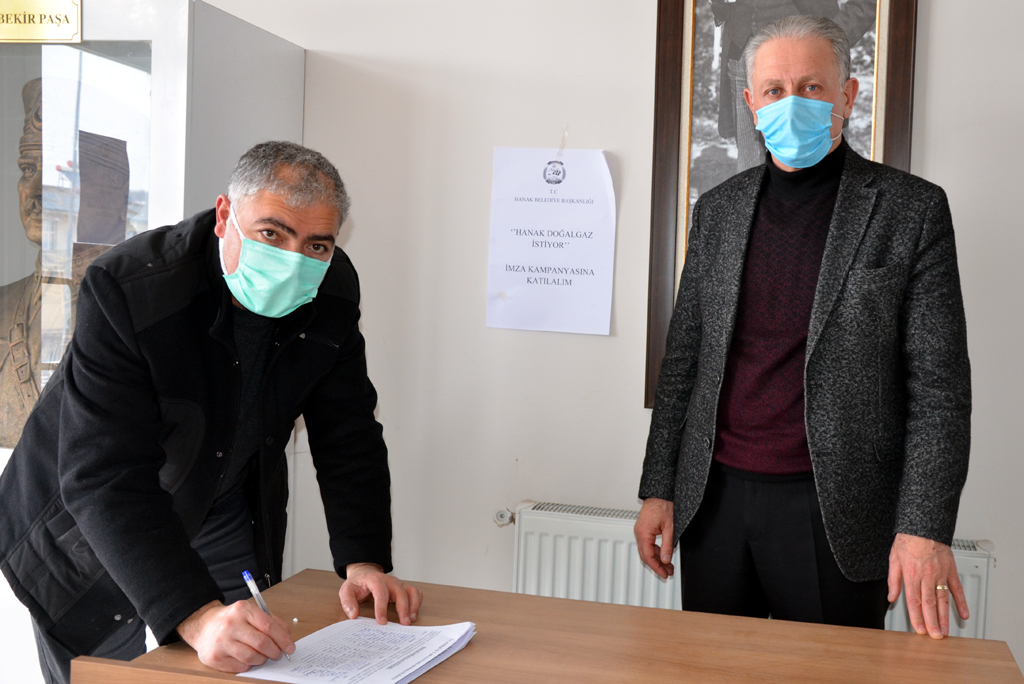 EY AHALİ: HANAK DOĞALGAZ İSTİYOR!