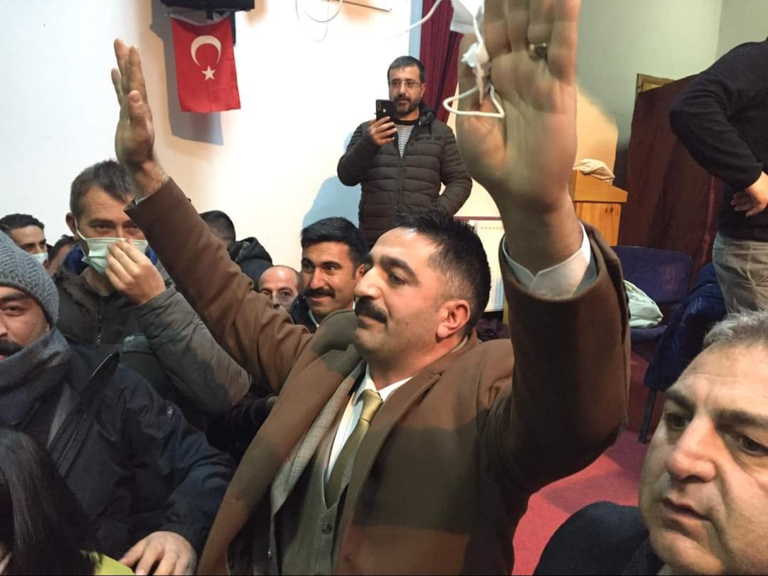 ŞOFÖRLER, YENİDEN 'ASİM ÖZER' DEDİ