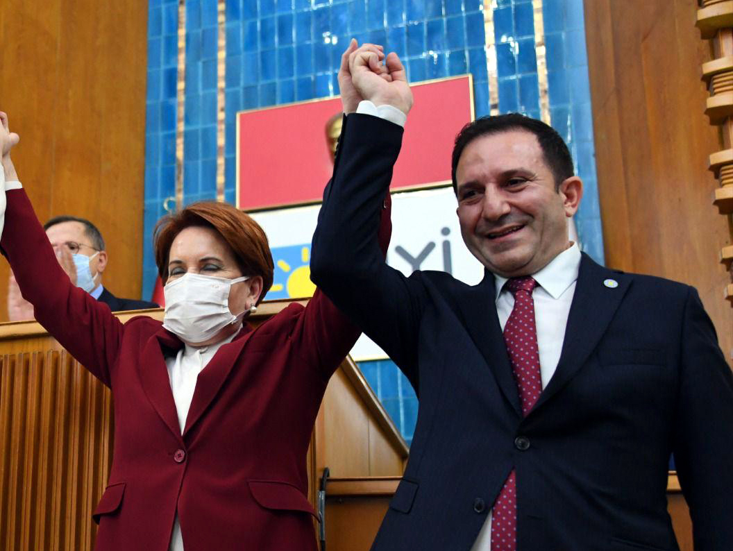 İYİ İNSAN, İYİ PARTİ'DEN İSTİFA ETTİ