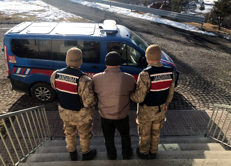 JANDARMA SUÇA VE SUÇLUYA GÖZ AÇTIRMIYOR