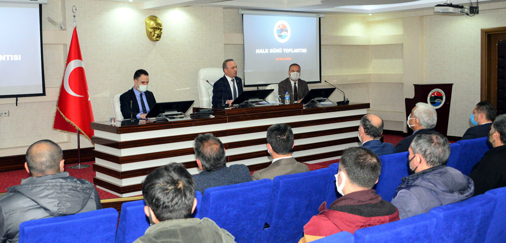 SORUNLAR ARTINCA VALİ HALK GÜNÜ DÜZENLEDİ
