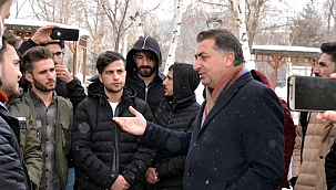 ÜNİVERSİTE ÖĞRENCİLERİ, ZAM İSTEMİYOR