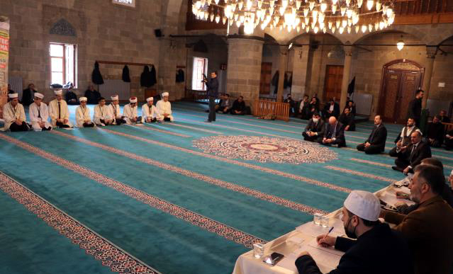 ARDAHAN’DA Kİ İMAM HATİPLER NE YAPIYOR?