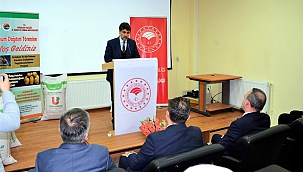 ÇİFTÇİLERE SERTİFİKALI TOHUM DAĞITILDI