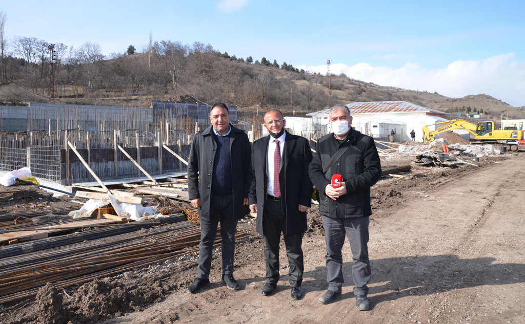 TÜRKGÖZÜ SINIR KAPISINDA HUMMALI ÇALIŞMA