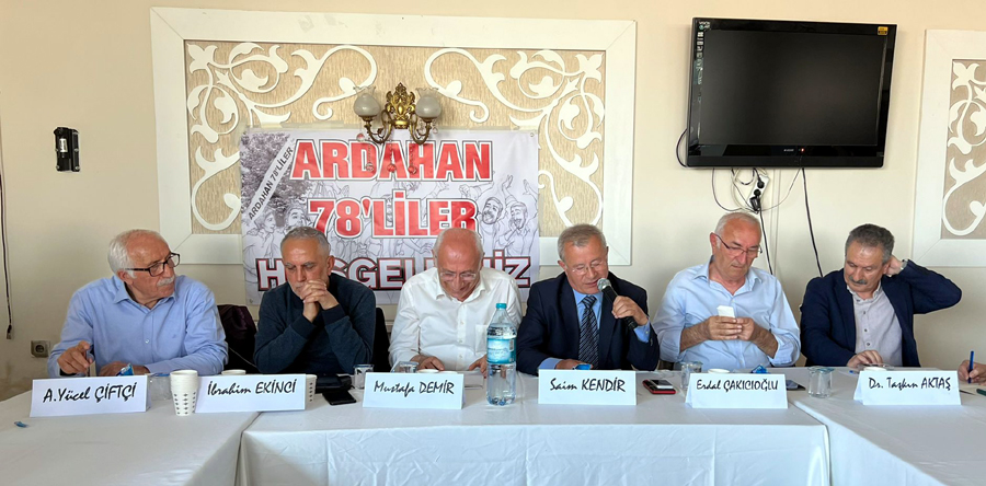 ARDAHANLI DEVRİMCİLER İSTANBUL'DA BULUŞTU