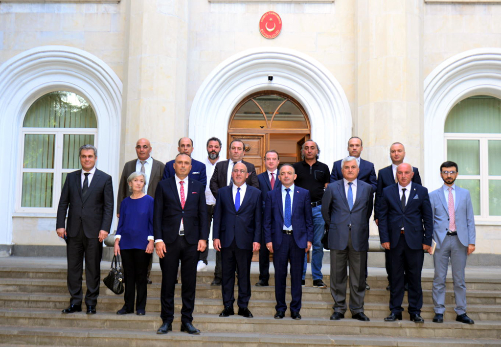 ARDAHAN HEYETİNDEN GÜRCİSTAN’A ÇIKARMA