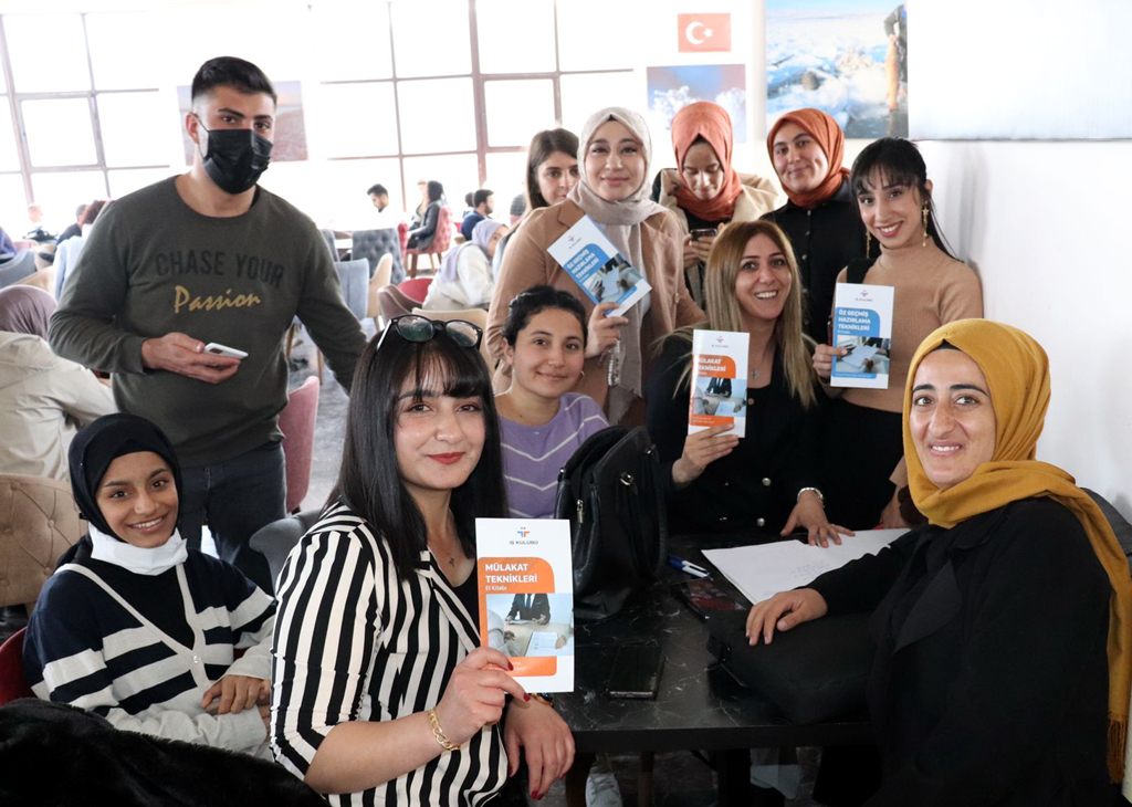 ARDAHAN İŞKUR, İŞ KULUBÜ EĞİTİMLERİNE BÜYÜK ÖNEM VERİYOR