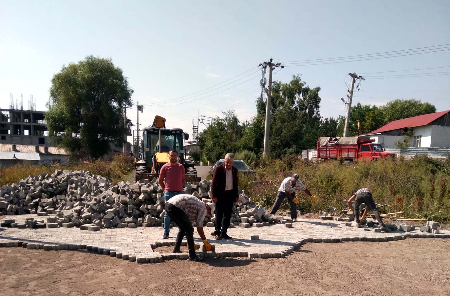 GÖLE BELEDİYESİ ÇALIŞIYOR