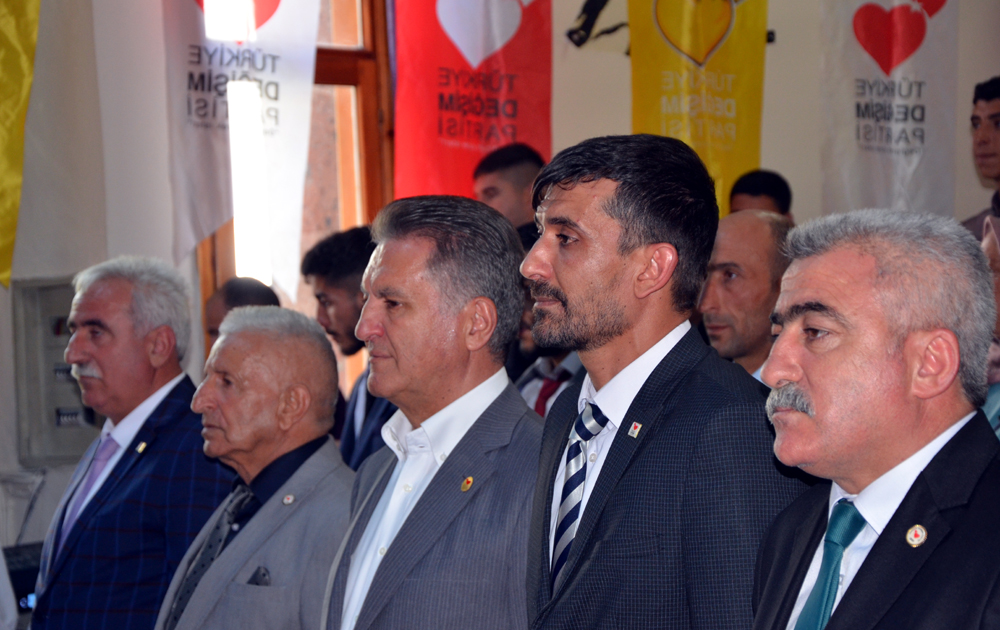 MUSTAFA SARIGÜL, ARDAHAN’DA İKTİDARI ELEŞTİRDİ