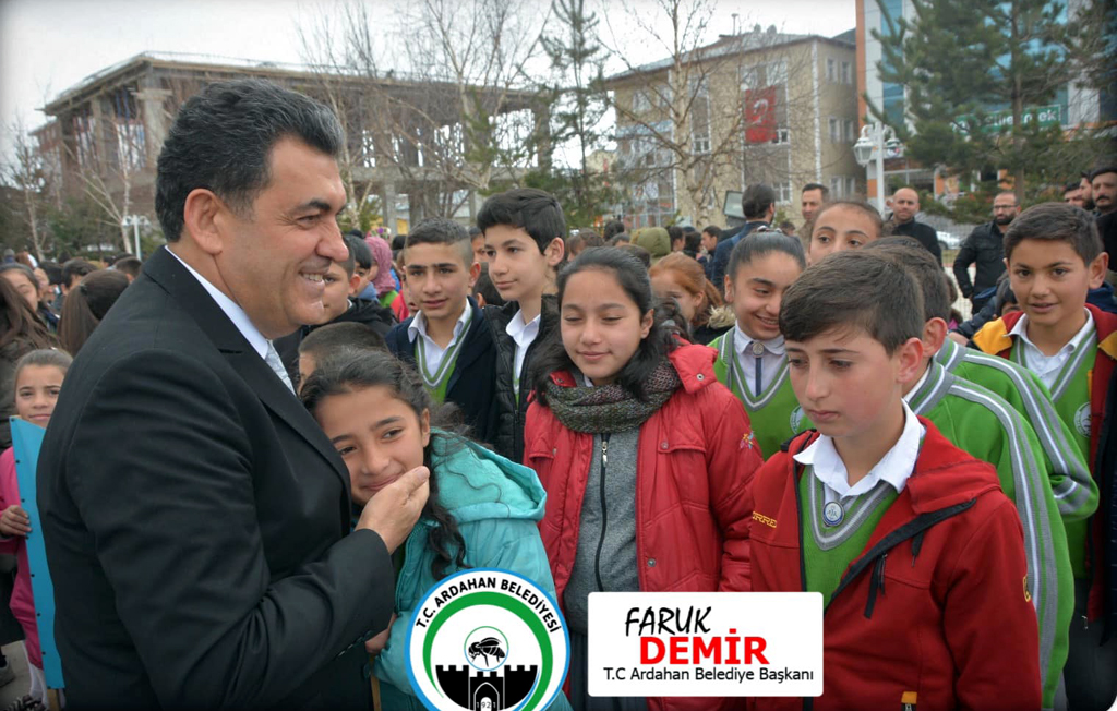 BAŞKAN DEMİR'DEN 12 EYLÜL VE YENİ EĞİTİM-ÖĞRETİM YILI MESAJI