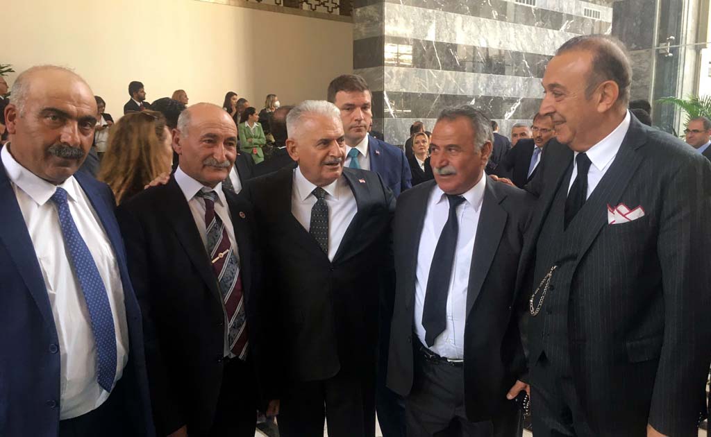 ANKARA’YA GİDEN MUHTARLAR, İHSAN AKDEMİR’LE BULUŞTU