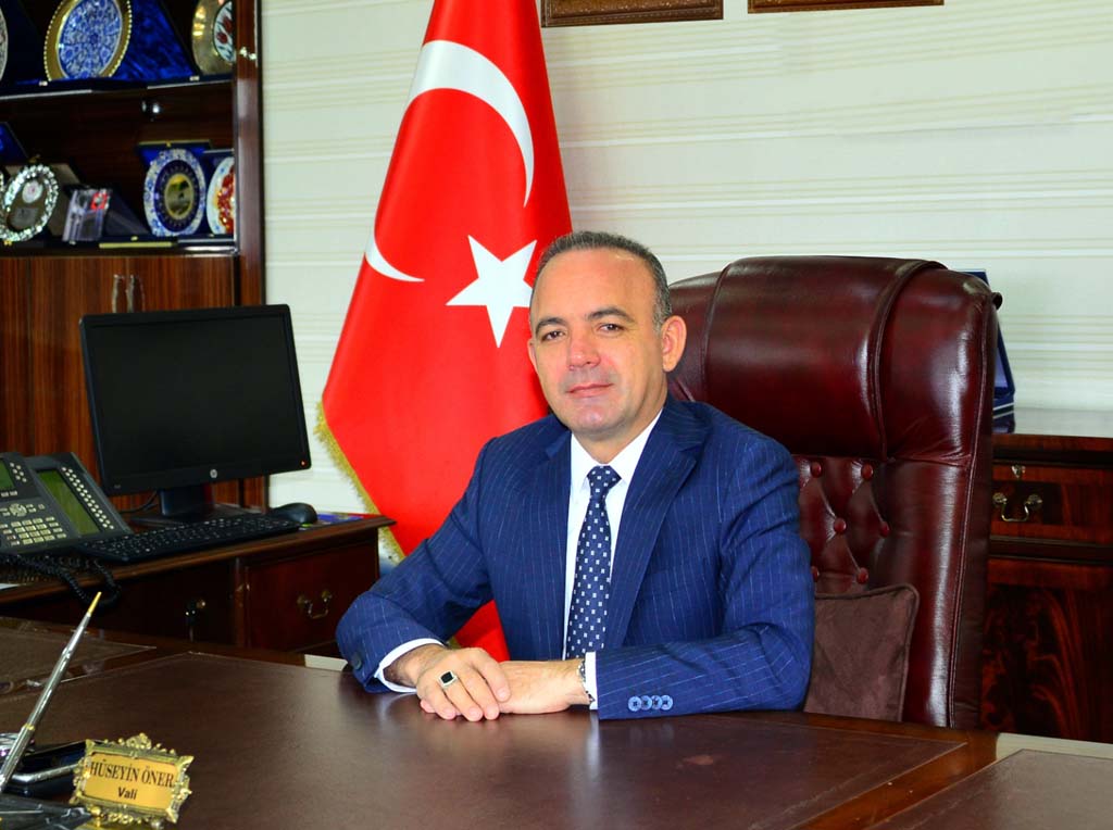 VALİ ÖNER: "ARDAHAN'DA ÖNEMLİ GELİŞMELER OLDU"