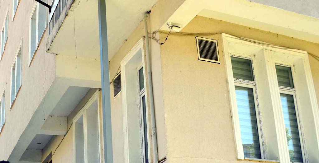 4. KATTAN DÜŞEN 3 YAŞINDAKİ ÇOÇUĞUN DURUMU İYİ