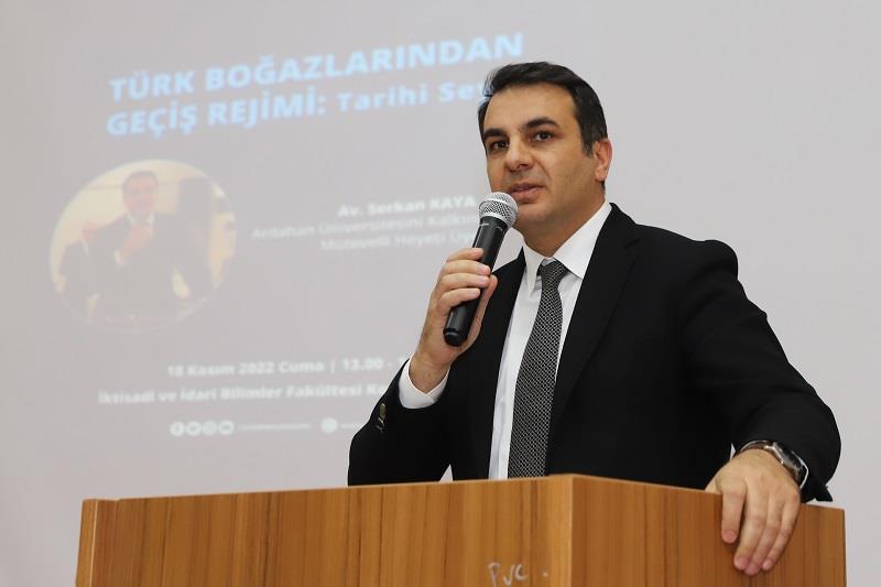 AV. SERKAN KAYA, ARÜ’DE KONFERANS VERDİ