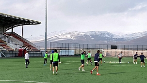 SERHAT ARDAHAN SPOR, BAHÇEÇİK MAÇINA HAZIRLANIYOR