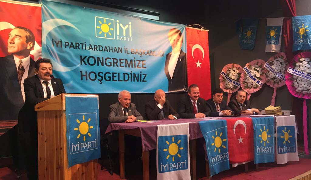 ARDAHAN İYİ PARTİ'DE COŞKULU KONGRE