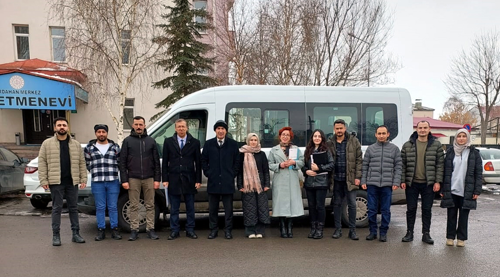 ARDAHAN’DAN DEPREM BÖLGESİNE PSİKOSOSYAL DESTEK