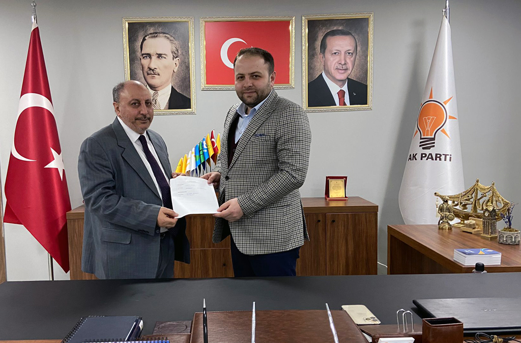 CAVİT ÇETİN, AK PARTİ'DEN MİLLETVEKİLİ ADAY ADAYLIĞINI AÇIKLADI