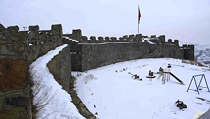 Kar, Kale, Kule Var.. Kadın Milletvekili Yok!