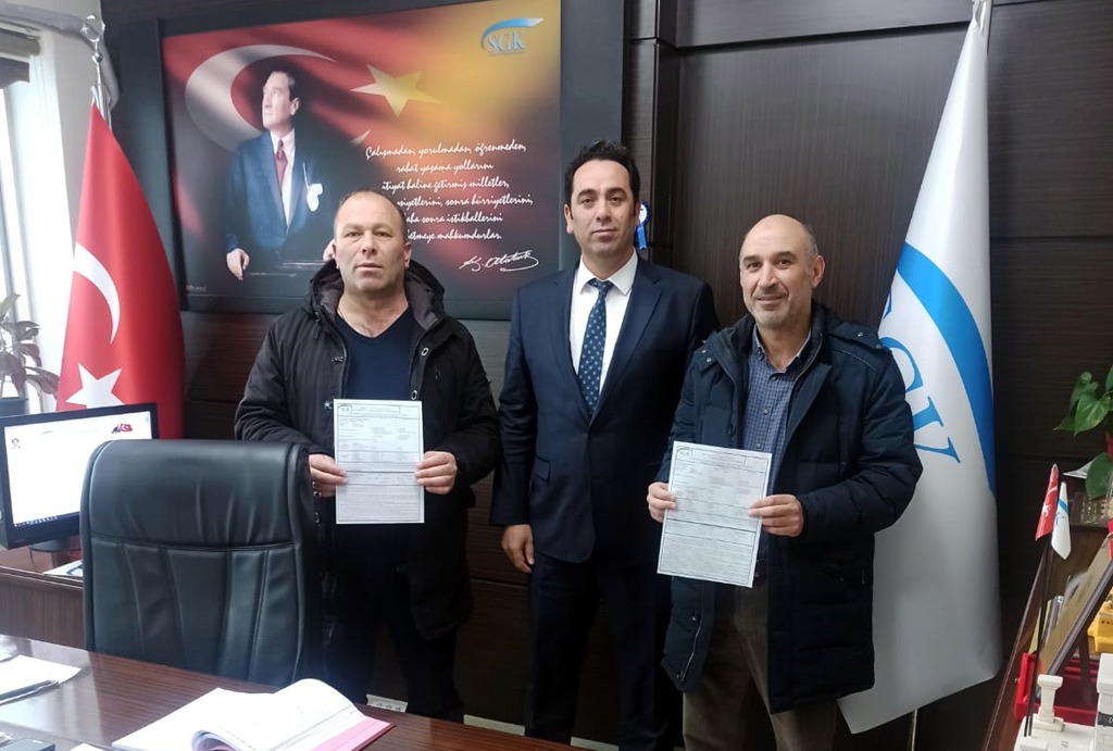 PERFORMANSI YÜKSEK OLAN ARDAHAN SGK, EYT’LİLERİ EMEKLİ EDİYOR
