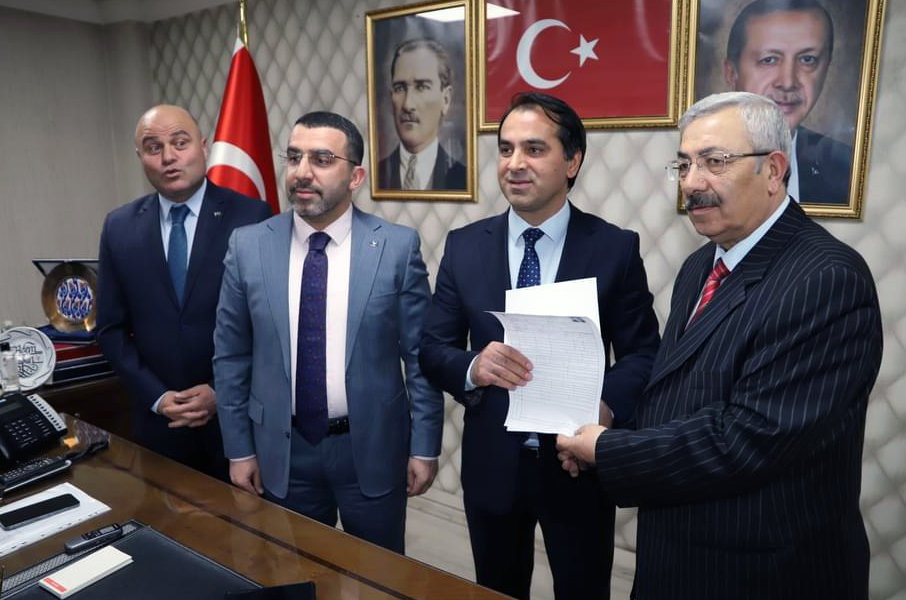 SUAT ÖGEL MİLLETVEKİLİ ADAY ADAYLIĞINI AÇIKLADI