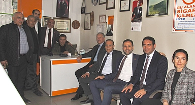 ARDAHAN'DA RÜZGAR TERSİNE DÖNDÜ: CHP'DE YÜZLER GÜLÜYOR