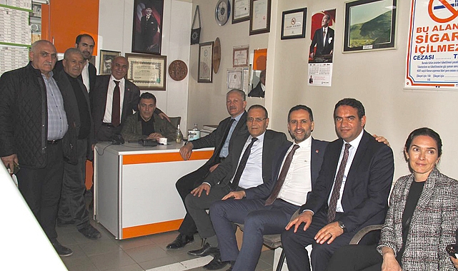 ARDAHAN'DA RÜZGAR TERSİNE DÖNDÜ: CHP'DE YÜZLER GÜLÜYOR