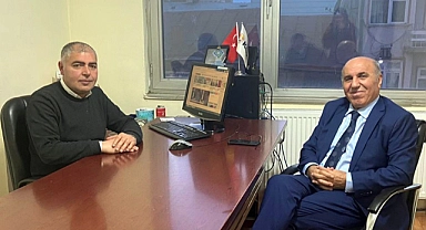 CHP’DE HOCA GİTTİ YERİNE HOCA GELDİ