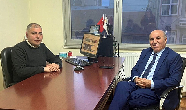 CHP’DE HOCA GİTTİ YERİNE HOCA GELDİ