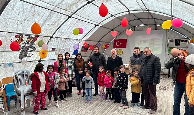 VALİ ÖNER, GÖKSUN' DA "ÇOCUK ETKİNLİK ÇADIRINI ZİYARET ETTİ