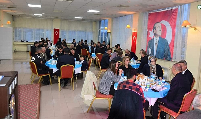 VALİ VEKİLİ DEMİR, İL EMNİYET MÜDÜRLÜĞÜ İFTAR PROGRAMINA KATILDI