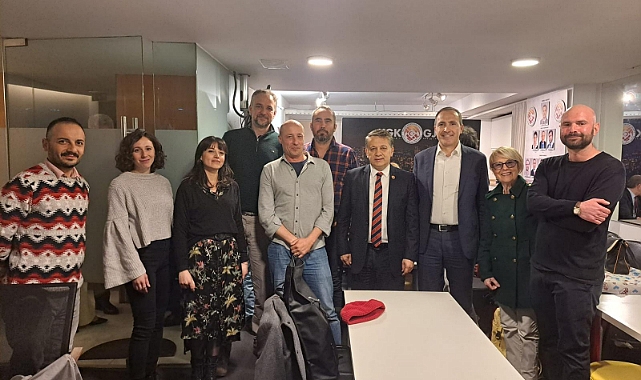 YERLİ VE YABANCI GAZETECİLER İFTARDA BULUŞTU