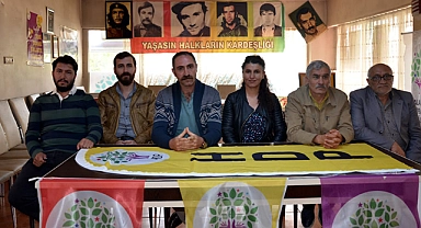 YSP’DE (HDP) ÖZGÜR TANIŞ MASADA