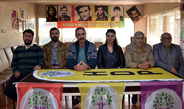 YSP’DE (HDP) ÖZGÜR TANIŞ MASADA