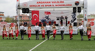 ARDAHAN'DA 19 MAYIS COŞKUSU