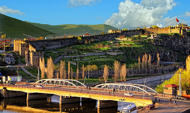ARDAHAN’DA NİSAN AYINDA İHRACAT VE İTHALAT  AZALDI