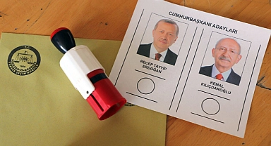 ARDAHAN'DA SANDIKLAR AÇILDI, OY SAYIMI SÜRÜYOR