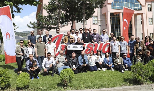 ARÜ 1 AYDA 10 BİNE YAKIN ÖĞRENCİYLE BULUŞTU