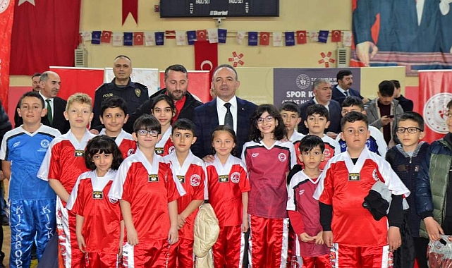 BAKANLIKTAN SPOR KULÜPLERİNE YARDIM