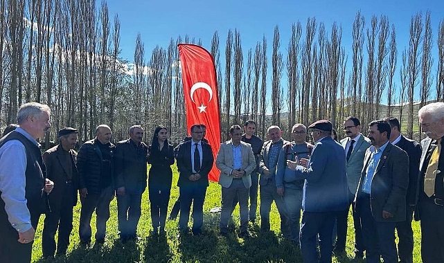 ÇILDIR'DA MEYVE BAHÇECİLİĞİ BUDAMA EĞİTİMİ