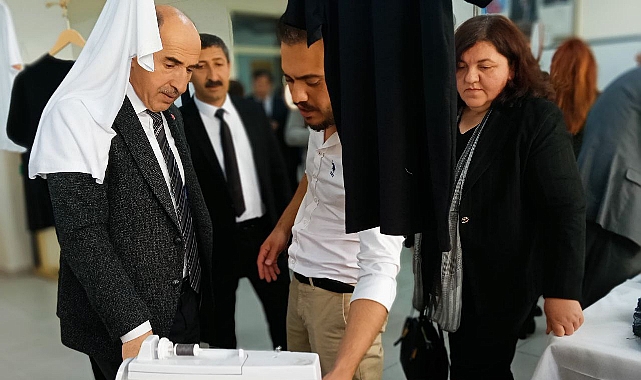 ENGELLİLER HAFTASI İÇİN KERMES DÜZENLENDİ