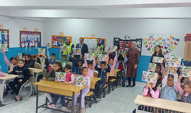 JANDARMADAN "YOLLARIN DİLİ PROJESİ" EĞİTİMİ