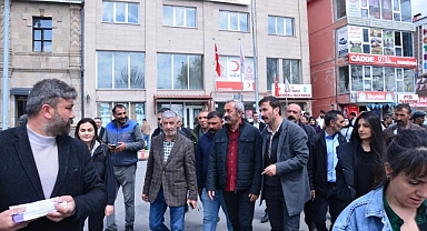 KOMÜNİST BAŞKANA ARDAHAN'DA YOĞUN İLGİ