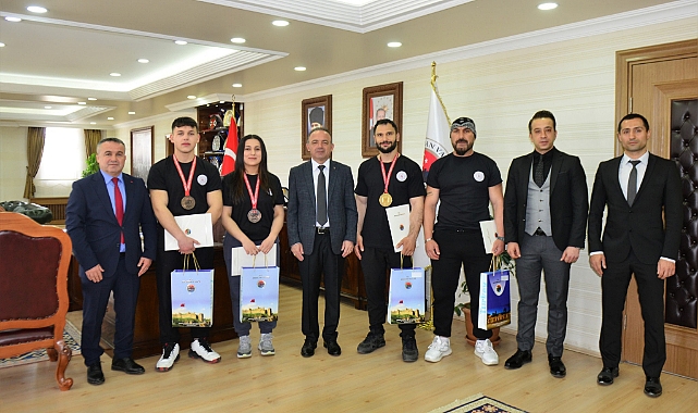 SPORCULAR AVRUPA YOLUNDA